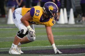 football defensive lineman in stance 