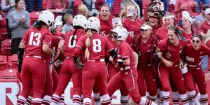 Arkansas Softball celebrates